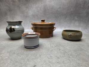 Studio pottery kitcitemshen and decorative - 6