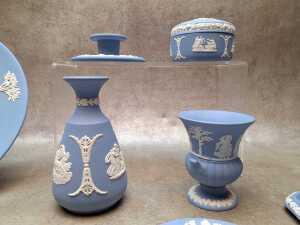 Wedgwood Jasperware pieces - 2