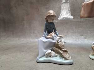 Royal Doulton and Nao porcelain figures - 4
