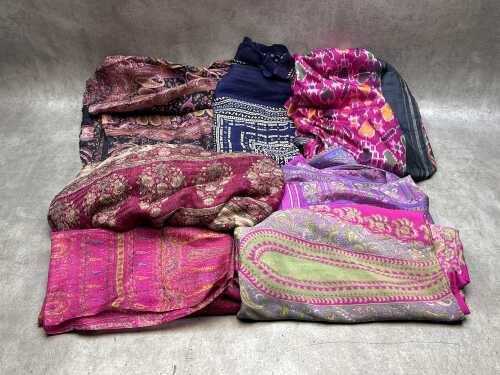 Lengths of silk fabric, assorted colours