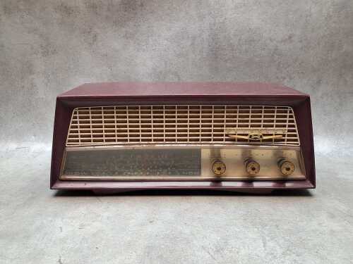 Vintage Kriesler Australia mantel radio
