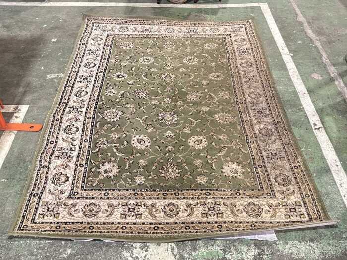 Persian style machine made rug