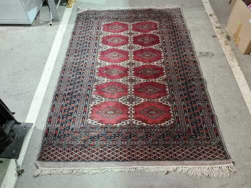 Vintage Indo/Persian Bokhara hand-knotted wool rug