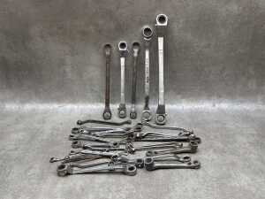 Group of ratchet spanners