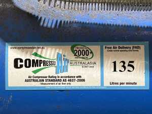 2.5hp Air compressor and hose - 2