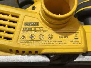 DeWalt planer & multi-tool - 2