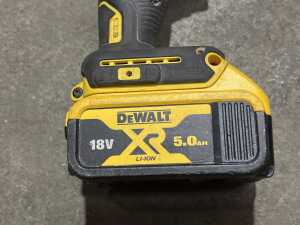 DeWalt planer & multi-tool - 4