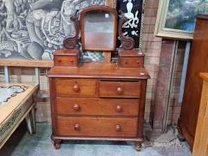 Victorian cedar Duchess dressing chest - 2