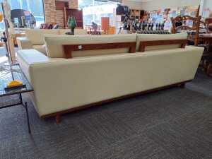 Artifex Australia two and a half seater Brahman Rodeo cream leather sofa - 5
