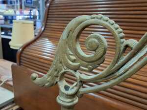 Antique cast iron floor lamp with celluloid pendalogues - 4