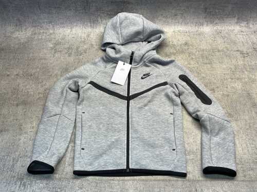 Nike Tech Fleece kids jacket size S