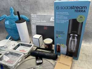 Group of homewares - 3