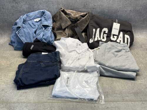 Group of Women's clothing size M