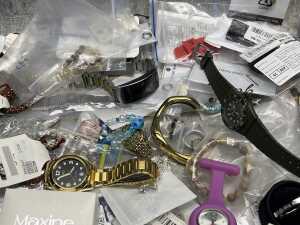 Group of jewellery - 4
