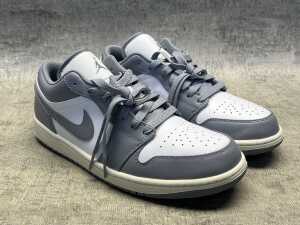 Nike Air Jordan 1 Low size US 10 Men's - 3