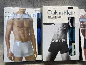 Three packs of Calvin Klein Men's briefs size M - 2