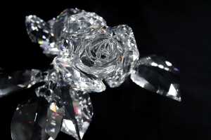 Swarovski Crystal In The Secret Garden 'Roses' figure - 3