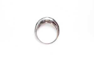 A cubic zirconia ring in 14 carat white gold - 4