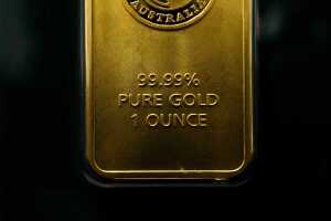 A gold ingot, 1oz - 2
