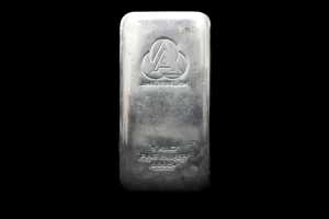 A silver ingot, 1kg