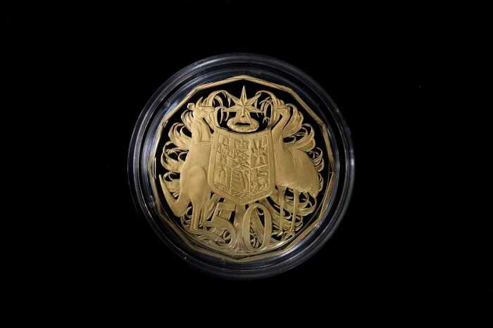 Australian 2013 50 cent gold proof coin, 31.51g