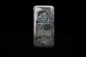 A silver ingot, 1kg