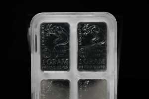 Two packets of 1g fine silver ingots, total 96g - 2