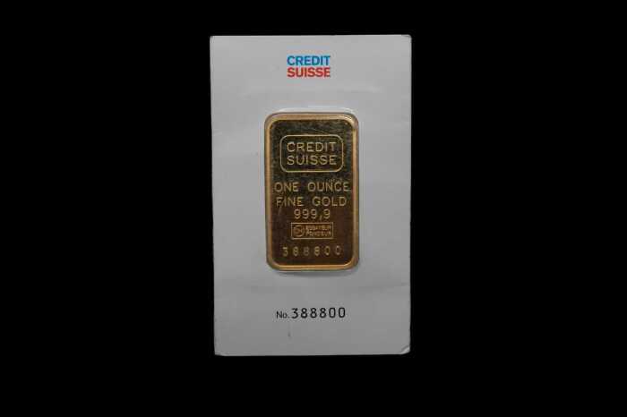 A gold ingot, 1oz