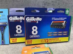 Group of Men's shavers - 3