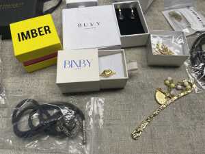 Group of jewellery - 4