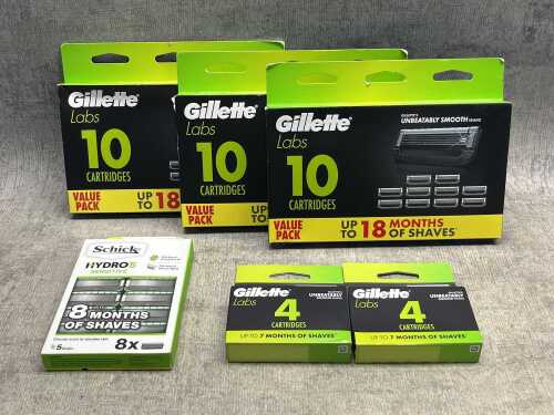 Group of Gillette Labs razors