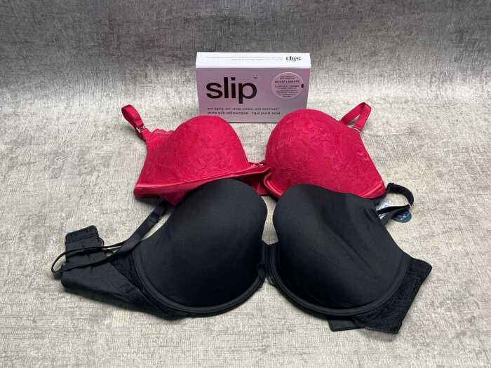 Two Bras N Things bras size 10E & Slip pillowcase