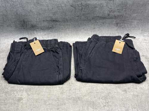 Two pairs of Ceres Life Andie pants size XS
