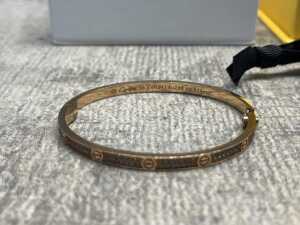 Group of jewellery - 4