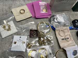Group of jewellery - 2