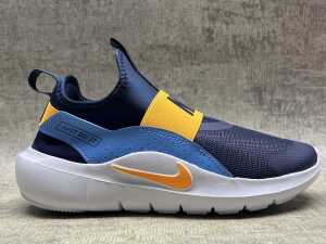 Nike Flex Runner 4 (GS) size US 3.5 Youth - 2