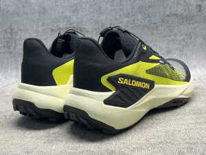 Salomon Genesis size US 8.5 Men's - 4