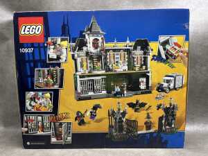 Lego DC Universe Super Heroes Batman Arkham Asylum Breakout - 3