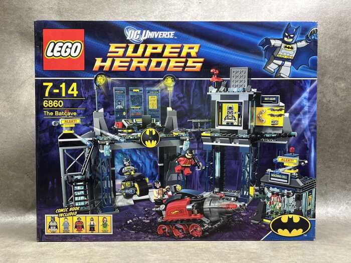 Lego DC Universe Super Heroes The Batcave