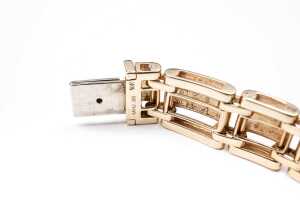 A diamond bracelet in 10 carat yellow gold - 5