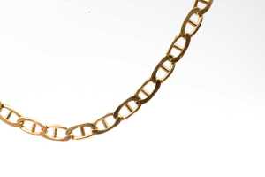 An Italian anchor link necklace in 18 carat yellow gold - 2