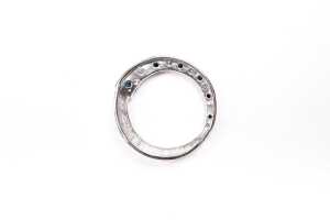 A white and treated blue diamond pendant in 14 carat white gold - 3