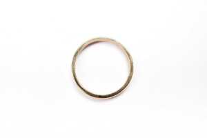 A wedding band in 18 carat yellow gold - 3