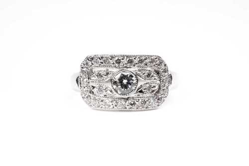 A diamond ring in 18 carat white gold