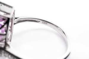 A kunzite and diamond ring in 14 carat white gold - 5