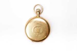 An antique Waltham pocket watch in 18ct yellow gold - 3