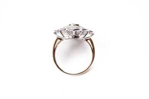 A diamond ring in 14 carat yellow and white gold - 3