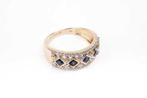 A sapphire and diamond ring in 14 carat yellow gold - 2