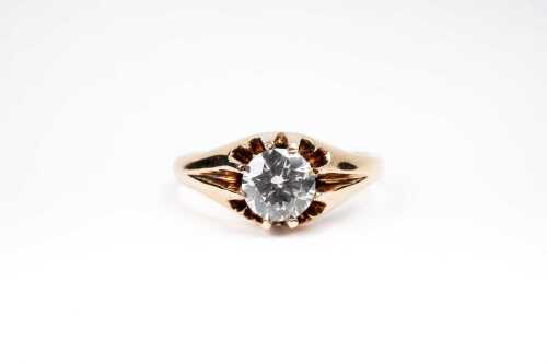 A diamond solitaire ring in 18 carat yellow gold