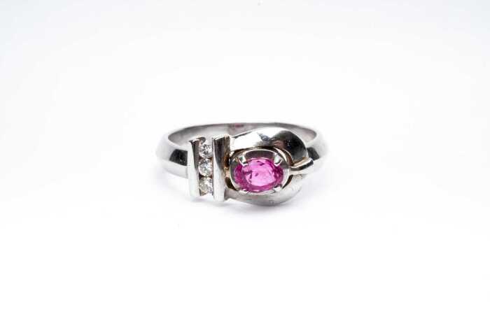A ruby and diamond ring in 18ct white gold